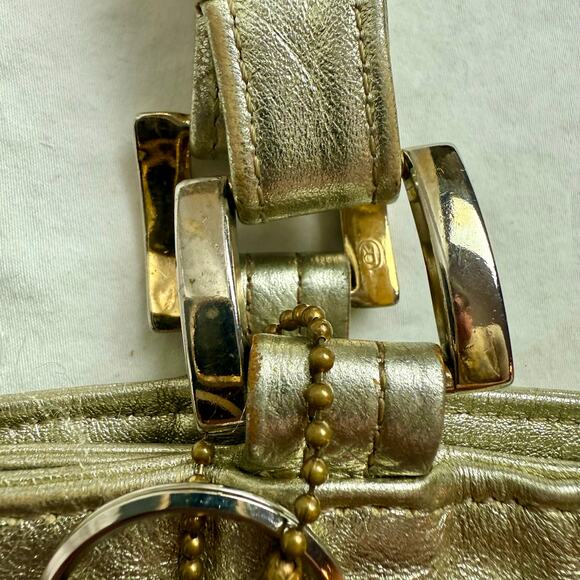 SAS VTG Diane Gold Leather Handbag Purse Tote Bag With Keychain Glam READ - Picture 6 of 12